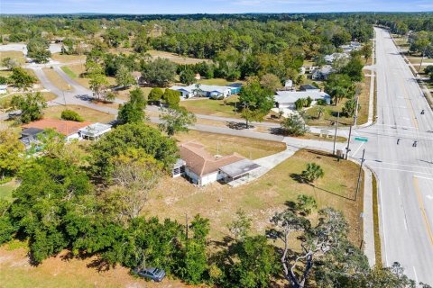 Immobilier commercial à vendre à Spring Hill, Floride: 121.79 m2 № 1445971 - photo 1