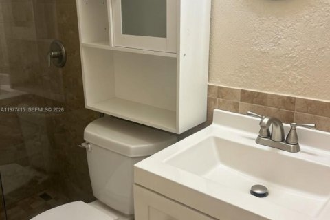 Appartement à louer à Miami, Floride: 2 chambres, 76.09 m2 № 2041665 - photo 13