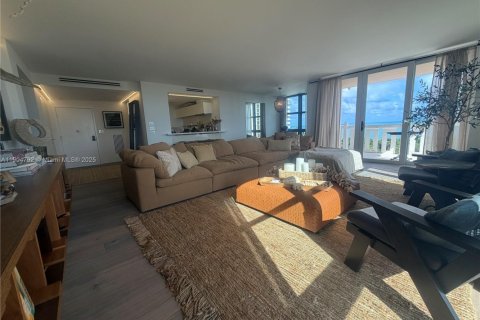 Снять в аренду кондоминиум в Ки-Бискейн, Флорида 3 спальни, 165.55м2, № 1956353 - фото 5