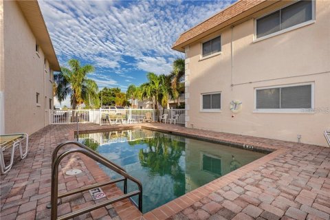 Copropriété à louer à Saint Pete Beach, Floride: 2 chambres, 77.11 m2 № 1821153 - photo 19