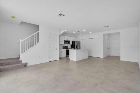 Adosado en alquiler en Bradenton, Florida, 3 dormitorios, 125.14 m2 № 2275502 - foto 10