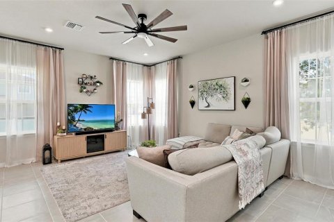 House in Bradenton, Florida 4 bedrooms, 217.86 sq.m. № 2425224 - photo 7