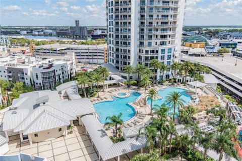 Condominio en alquiler en Tampa, Florida, 2 dormitorios, 108.23 m2 № 1913908 - foto 28