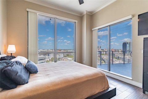 Condominio en alquiler en Tampa, Florida, 2 dormitorios, 108.23 m2 № 1913908 - foto 15