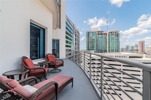 Condominio en alquiler en Tampa, Florida, 2 dormitorios, 108.23 m2 № 1913908 - foto 29