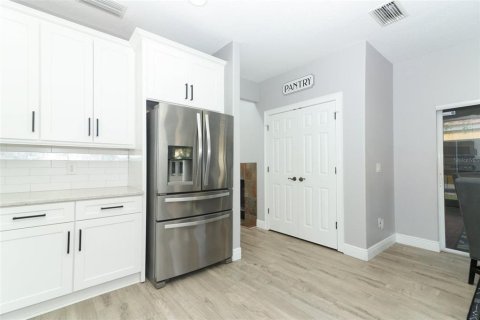 Adosado en venta en Orlando, Florida, 3 dormitorios, 218.97 m2 № 1406456 - foto 18