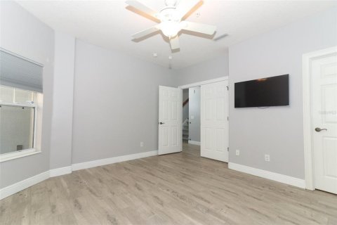 Adosado en venta en Orlando, Florida, 3 dormitorios, 218.97 m2 № 1406456 - foto 28