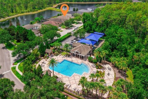 House in Orlando, Florida 5 bedrooms, 236.53 sq.m. № 2216569 - photo 10