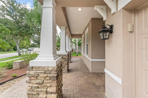 House in Orlando, Florida 5 bedrooms, 236.53 sq.m. № 2216569 - photo 13