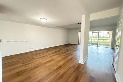 Купить кондоминиум в Корал-Спрингс, Флорида 2 спальни, 162.86м2, № 1996650 - фото 11