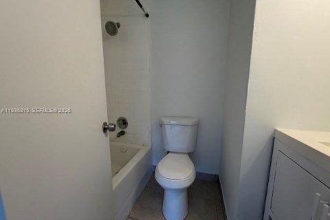 Купить кондоминиум в Корал-Спрингс, Флорида 2 спальни, 162.86м2, № 1996650 - фото 19