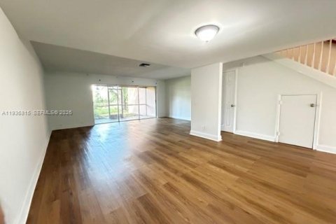 Купить кондоминиум в Корал-Спрингс, Флорида 2 спальни, 162.86м2, № 1996650 - фото 12