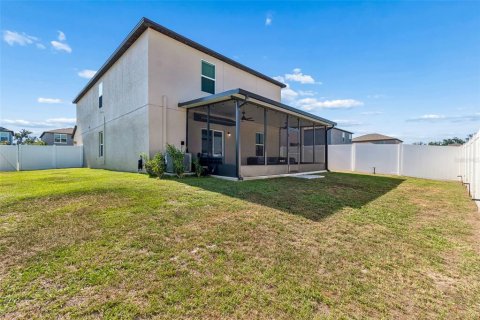 Casa en venta en Zephyrhills, Florida, 5 dormitorios, 221.94 m2 № 2217230 - foto 23