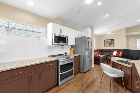 Casa en alquiler en Summerfield, Florida, 3 dormitorios, 161.19 m2 № 1837938 - foto 12