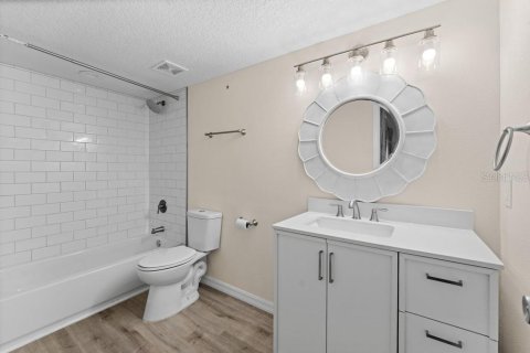 Townhouse in Apopka, Florida 2 bedrooms, 124.02 sq.m. № 2394225 - photo 24