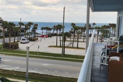 Condo in New Smyrna Beach, Florida, 1 bedroom  № 1528531 - photo 6