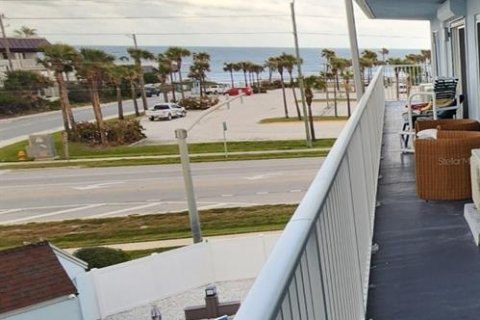 Condo in New Smyrna Beach, Florida, 1 bedroom  № 1528531 - photo 8