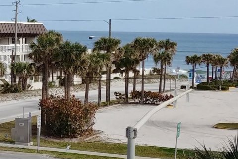 Condo in New Smyrna Beach, Florida, 1 bedroom  № 1528531 - photo 10