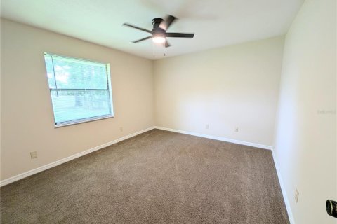 House in Ocala, Florida 3 bedrooms, 119.29 sq.m. № 2197869 - photo 9