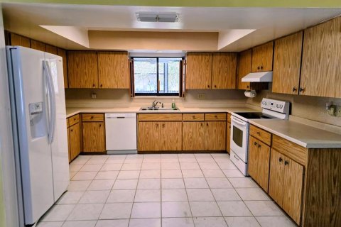 Купить виллу или дом в Сарасота, Флорида 3 комнаты, 221.76м2, № 2226349 - фото 3
