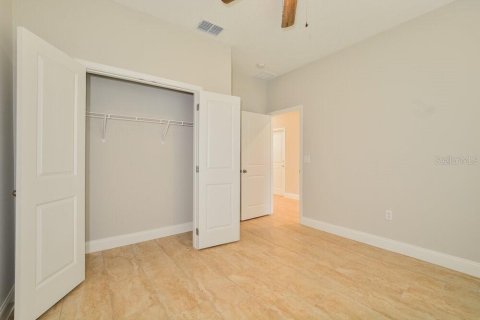 Villa ou maison à louer à Kissimmee, Floride: 4 chambres, 154.78 m2 № 2398709 - photo 10