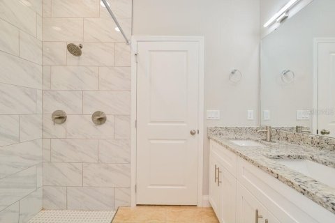 Villa ou maison à louer à Kissimmee, Floride: 4 chambres, 154.78 m2 № 2398709 - photo 8