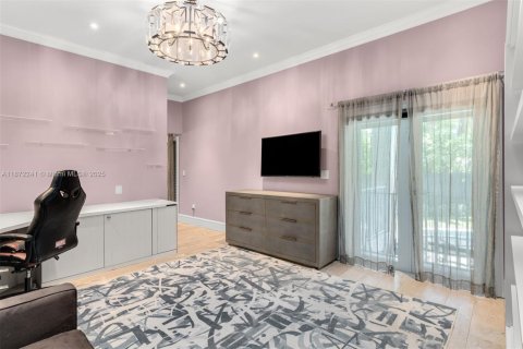 Casa en alquiler en Miami Beach, Florida, 5 dormitorios, 404.31 m2 № 1897960 - foto 20