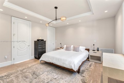 Casa en alquiler en Miami Beach, Florida, 5 dormitorios, 404.31 m2 № 1897960 - foto 17