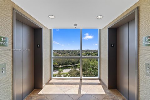 Condo in Sunrise, Florida, 3 bedrooms  № 1891391 - photo 5