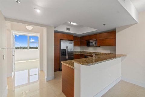 Condo in Sunrise, Florida, 3 bedrooms  № 1891391 - photo 14
