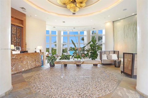 Condo in Sunrise, Florida, 3 bedrooms  № 1891391 - photo 3