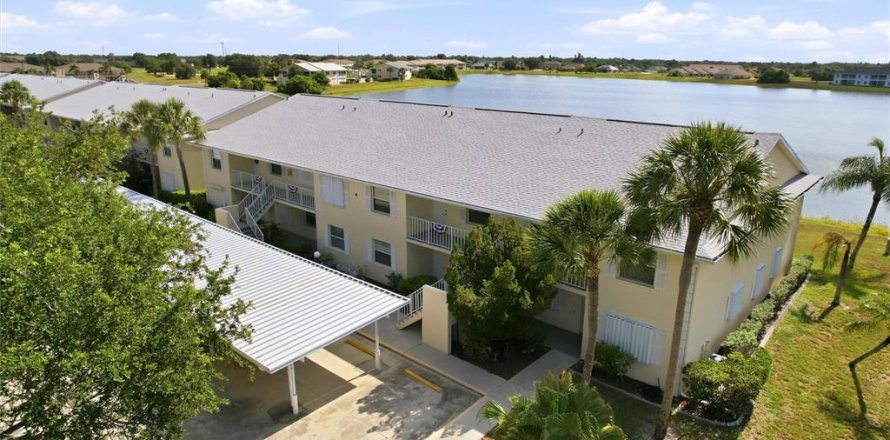 Condo in Punta Gorda, Florida, 3 bedrooms № 2219256