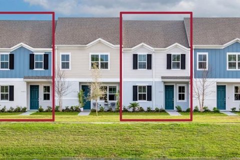 Townhouse in Apopka, Florida 4 bedrooms, 167.78 sq.m. № 2312447