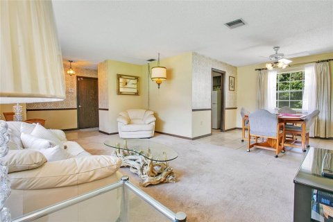 Casa en venta en Orlando, Florida, 4 dormitorios, 134.8 m2 № 1905418 - foto 5