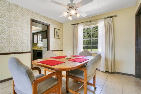 Casa en venta en Orlando, Florida, 4 dormitorios, 134.8 m2 № 1905418 - foto 7