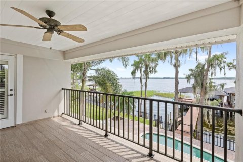 House in Orlando, Florida 4 bedrooms, 436.18 sq.m. № 1772000 - photo 27