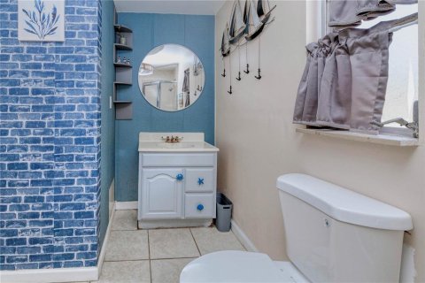 House in Port Charlotte, Florida 3 bedrooms, 135.27 sq.m. № 1906251 - photo 25