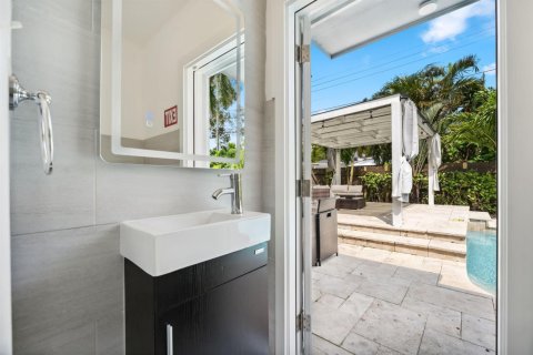 Villa ou maison à louer à Hollywood, Floride: 4 chambres, 198.9 m2 № 2261700 - photo 18