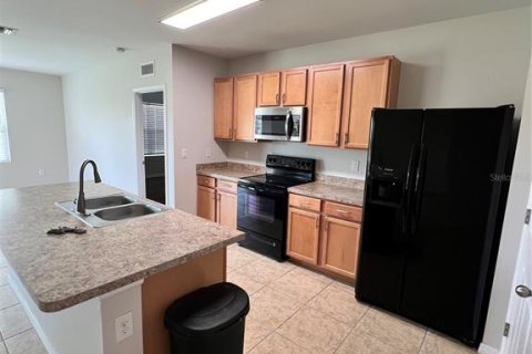 Villa ou maison à louer à Punta Gorda, Floride: 3 chambres, 155.24 m2 № 1647959 - photo 8