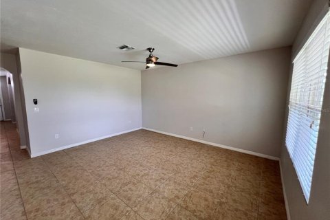 Villa ou maison à louer à Punta Gorda, Floride: 3 chambres, 155.24 m2 № 1647959 - photo 27
