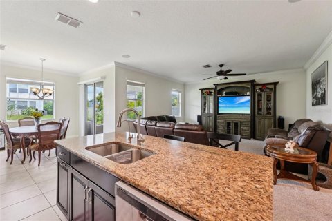 Casa en venta en Orlando, Florida, 3 dormitorios, 162.95 m2 № 1908641 - foto 13