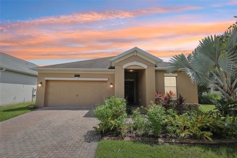Casa en venta en Orlando, Florida, 3 dormitorios, 162.95 m2 № 1908641 - foto 1