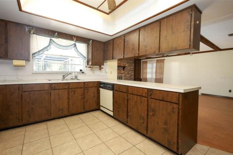 House in Altamonte Springs, Florida 3 bedrooms, 199.93 sq.m. № 2234343 - photo 22