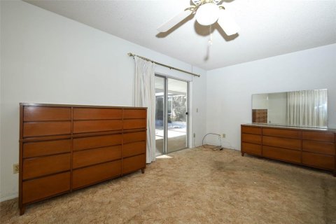House in Altamonte Springs, Florida 3 bedrooms, 199.93 sq.m. № 2234343 - photo 25