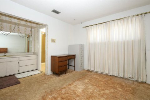 House in Altamonte Springs, Florida 3 bedrooms, 199.93 sq.m. № 2234343 - photo 26
