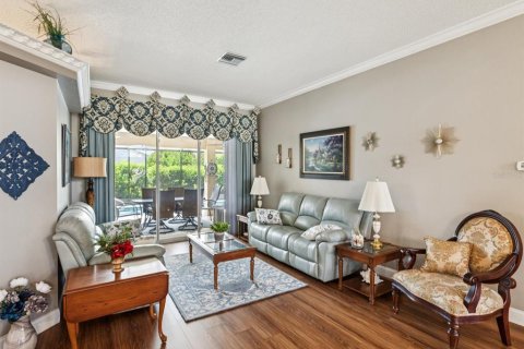 House in Hudson, Florida 3 bedrooms, 251.49 sq.m. № 1786149 - photo 7