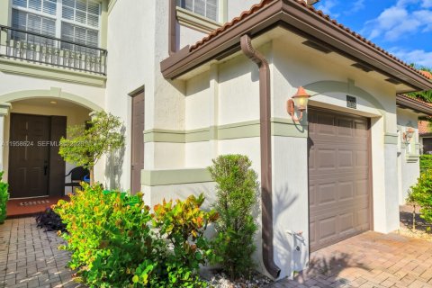 Touwnhouse à vendre à Cooper City, Floride: 3 chambres, 184.41 m2 № 2020890 - photo 3