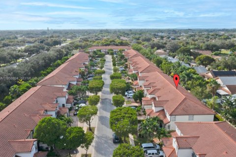 Touwnhouse à vendre à Cooper City, Floride: 3 chambres, 184.41 m2 № 2020890 - photo 30