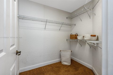 Touwnhouse à vendre à Cooper City, Floride: 3 chambres, 184.41 m2 № 2020890 - photo 17