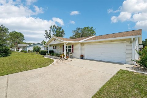House in Ocala, Florida 2 bedrooms, 106.28 sq.m. № 1749237 - photo 2